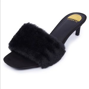ISO Eloquii Black Faux Fur Sandals sz 11